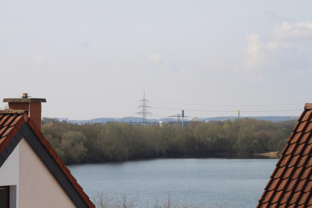 B&B Am See Koeln - Privatzimmer Ruang foto