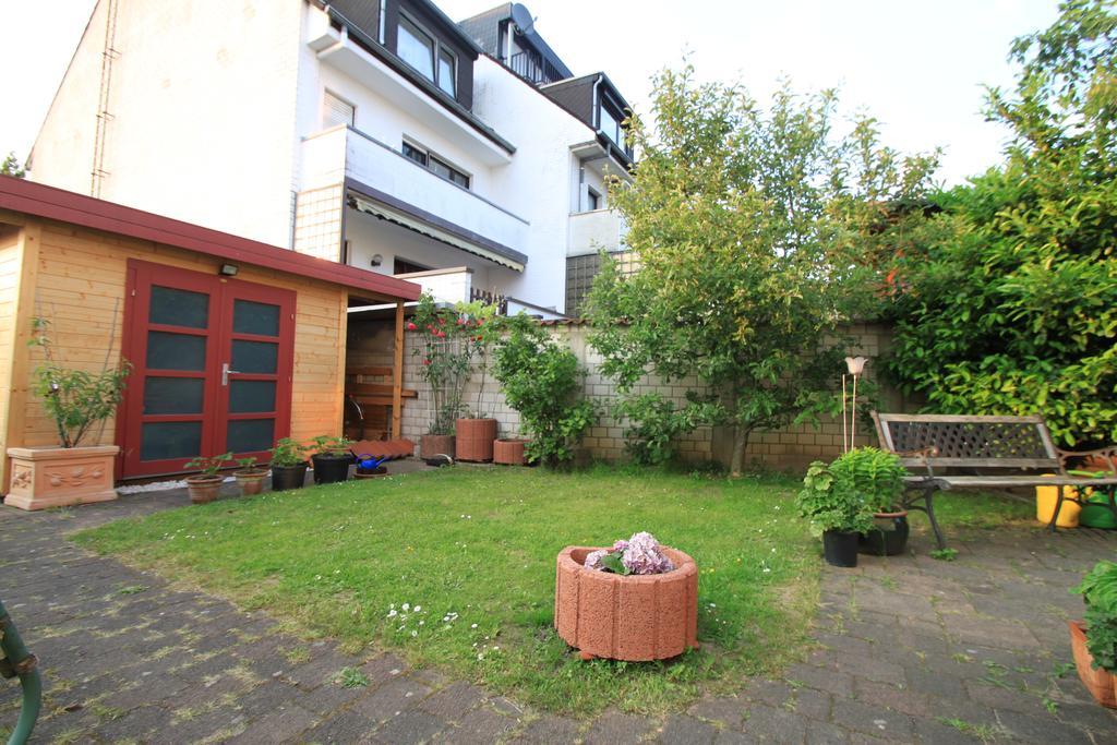B&B Am See Koeln - Privatzimmer Bagian luar foto