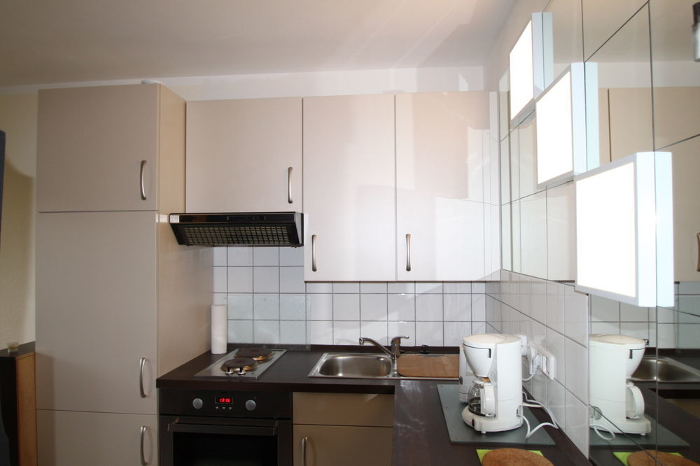 B&B Am See Koeln - Privatzimmer Bagian luar foto