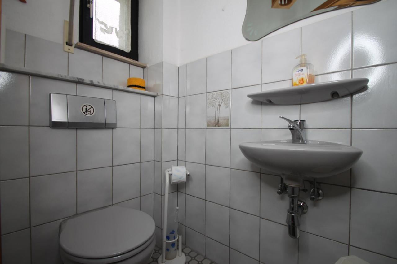 B&B Am See Koeln - Privatzimmer Bagian luar foto