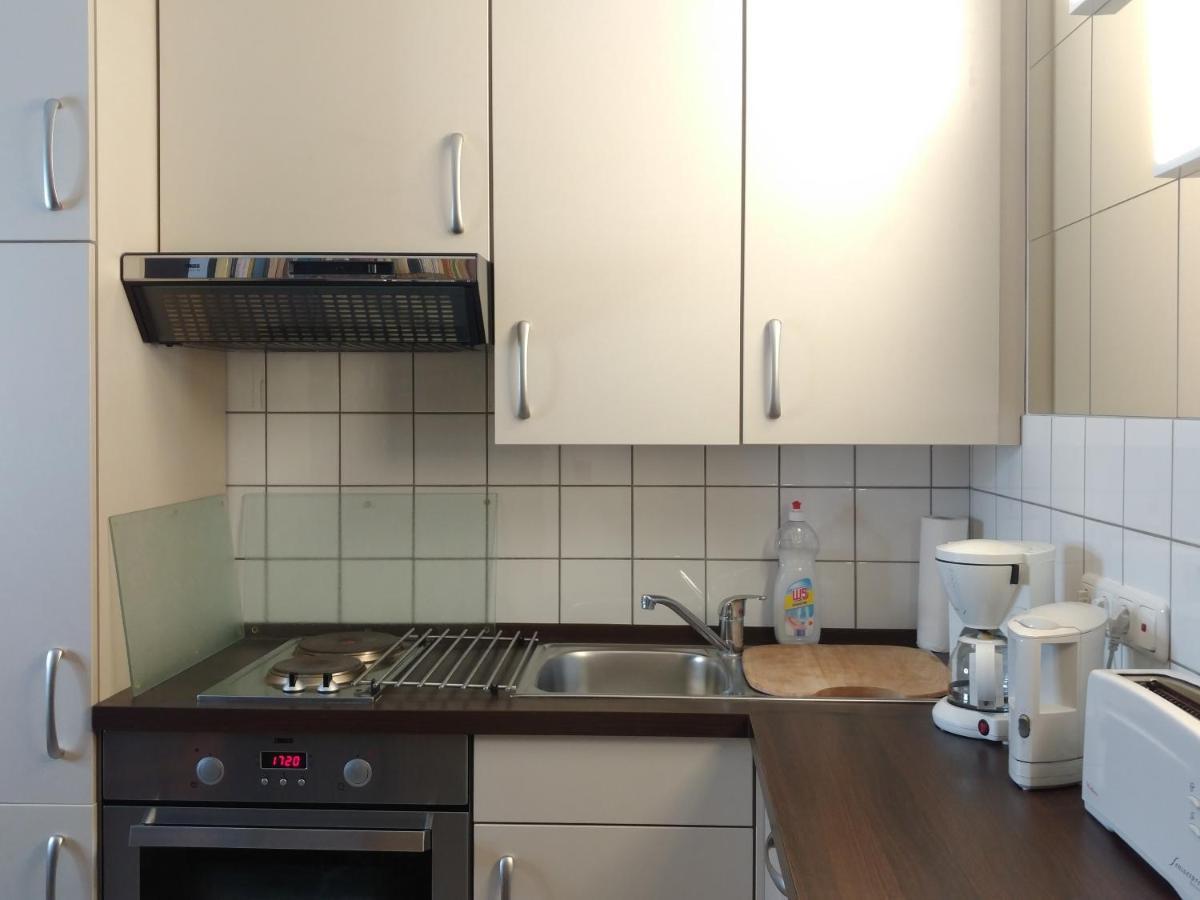 B&B Am See Koeln - Privatzimmer Bagian luar foto